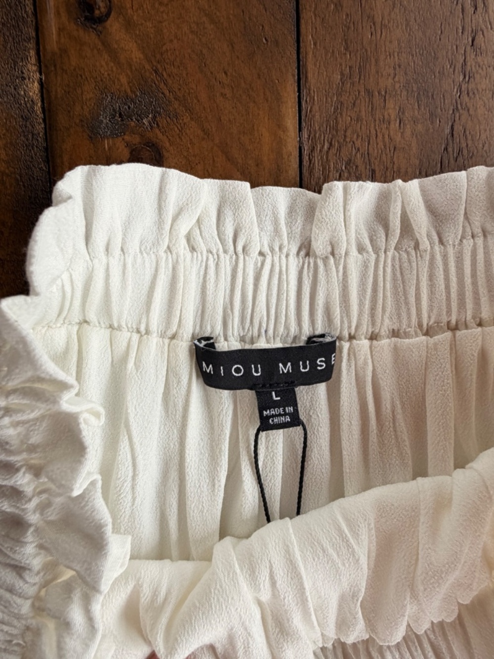 Miou Muse White Tiered Ruffle Mini Skirt | Lace Trim Boho Skirt NWT Size L - Picture 3 of 5